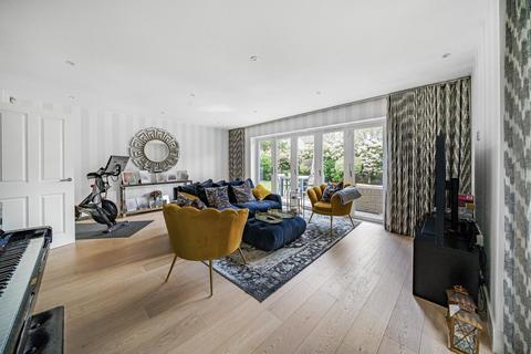 1 Brindlewick Gardens, Beckenham, BR3 1DG