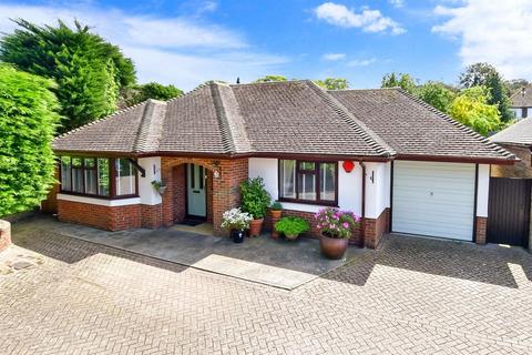 2 bedroom detached bungalow for sale - Offley Close, Margate, Kent