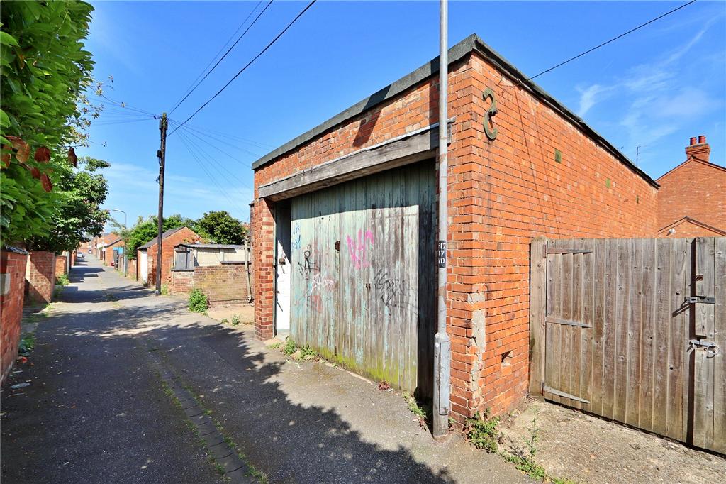 Rear Of Stratford Road, Wolverton... Detached house for sale £85,000