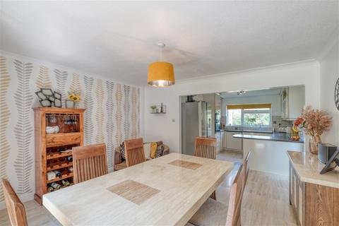 12 Ashperton Close, Redditch, B98 7NG