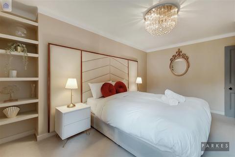 2 bedroom apartment to rent, Hans Place, Knightsbridge, London, SW1X