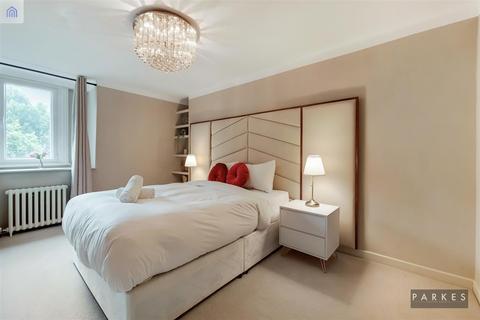 2 bedroom apartment to rent, Hans Place, Knightsbridge, London, SW1X