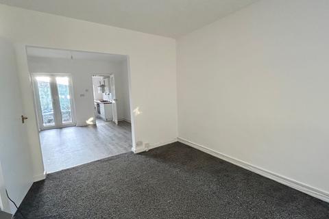 3 bedroom terraced house to rent, Common Road, Brierley, Barnsley, South Yorkshire, S72