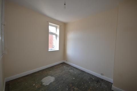 2 bedroom house to rent, Clarendon Street, Barnsley, South Yorkshire, S70