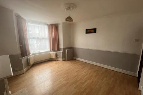 20 Brandon Road, Sutton, SM1 1RP