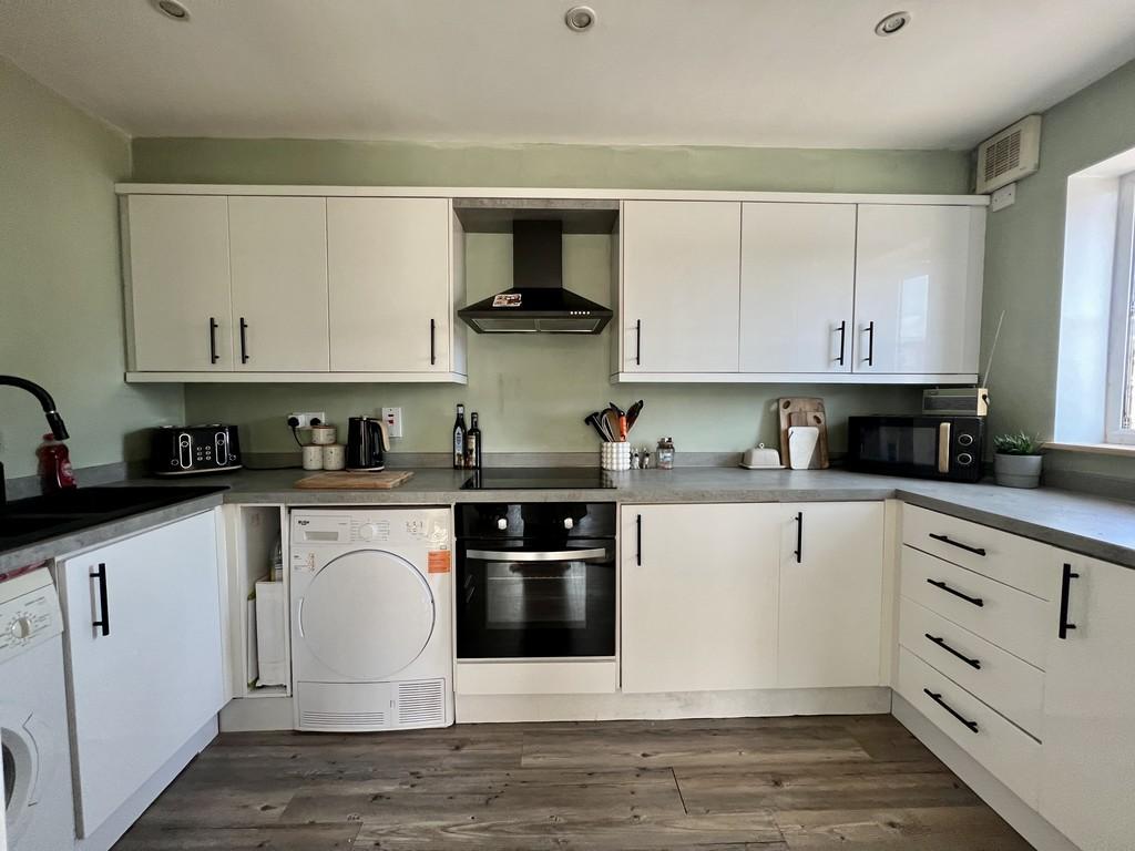 Henry Street, Nuneaton 2 bed apartment for sale £124,950