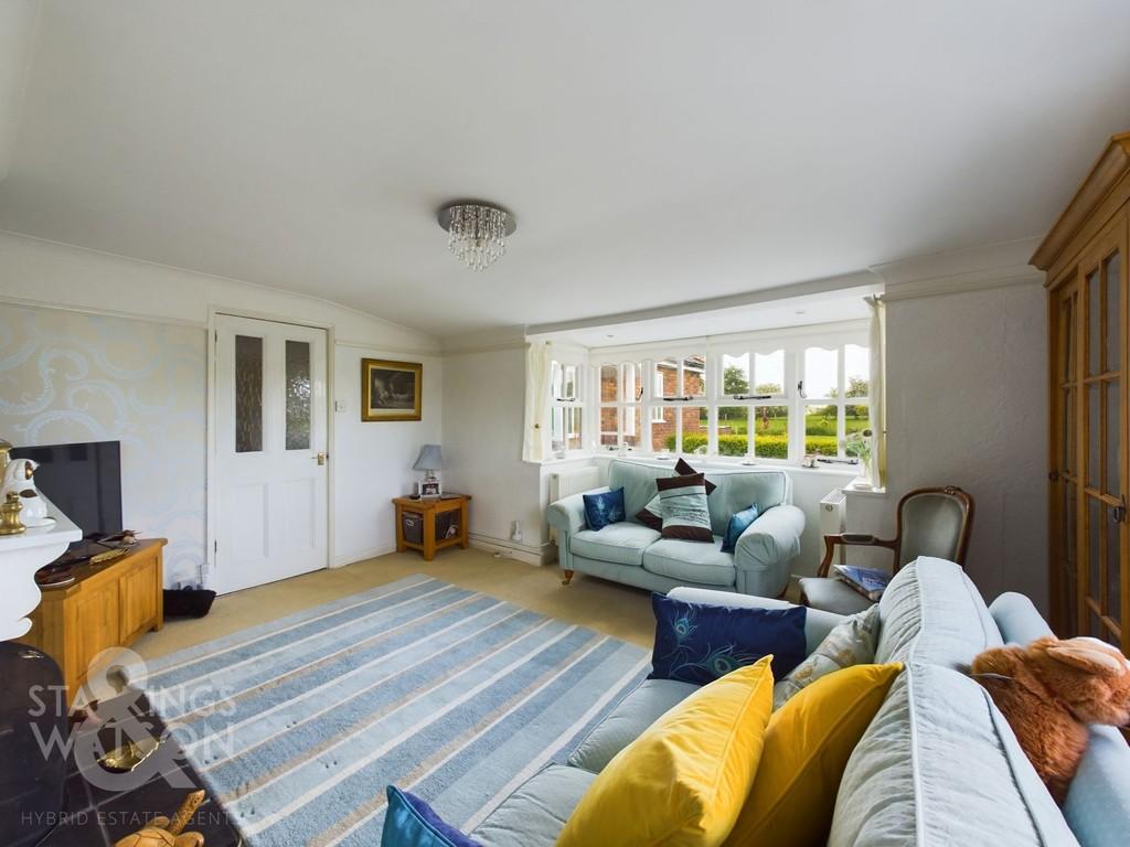 Clarkes Lane, Ilketshall St. Andrew, Beccles 4 bed detached bungalow