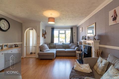 46 Argyll Crescent, Taverham, Norwich, NR8 6YY