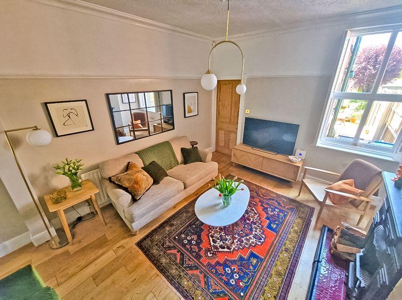 Upper Sneyd Road, Essington, Wolverhampton 3 bed terraced house for