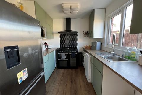 3 bedroom semi-detached house for sale, Briars Way, Rawnsley