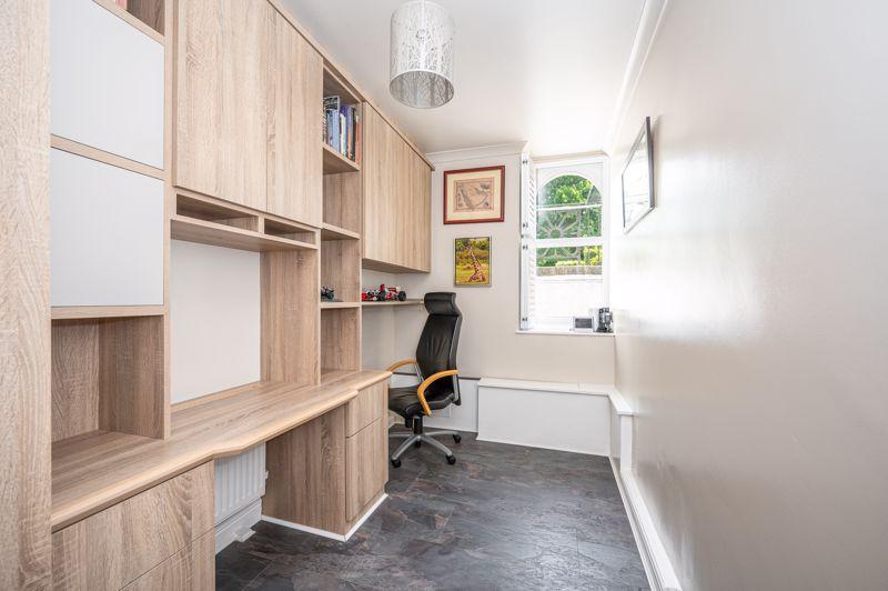 Study/bedroom 3