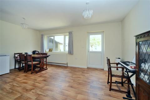 200 Hamilton Avenue, Sutton, SM3 9DT