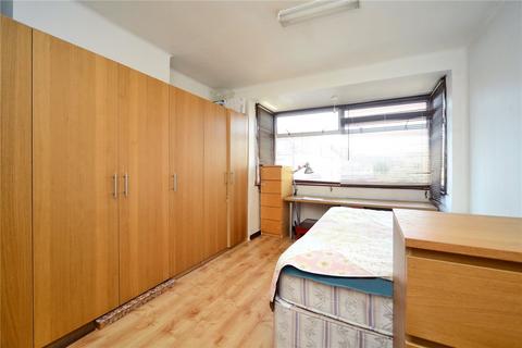 200 Hamilton Avenue, Sutton, SM3 9DT