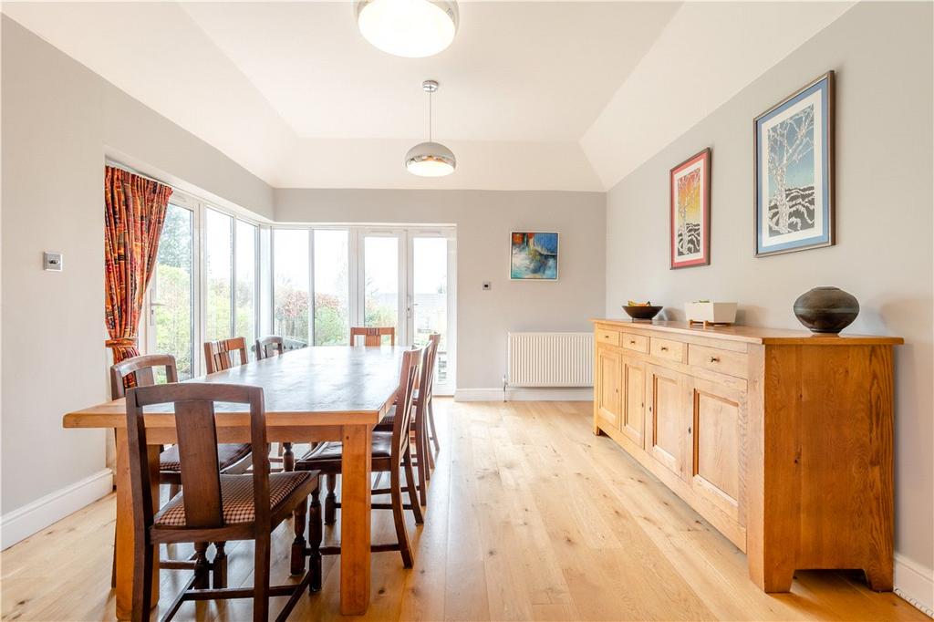 Highfield, Twyford, Winchester... 4 bed detached house to rent £2,500