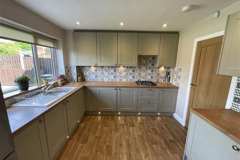 18 Chestnut Road, Swallownest, Sheffield, S26 4SN