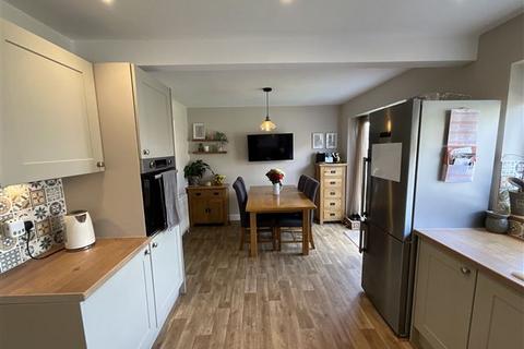18 Chestnut Road, Swallownest, Sheffield, S26 4SN