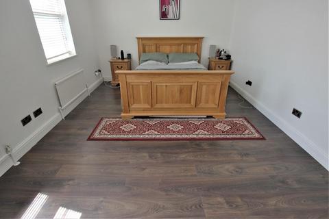 74 Leatherbottle Green, Erith, DA18 4HP