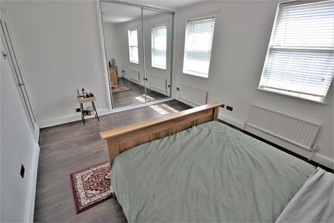 74 Leatherbottle Green, Erith, DA18 4HP