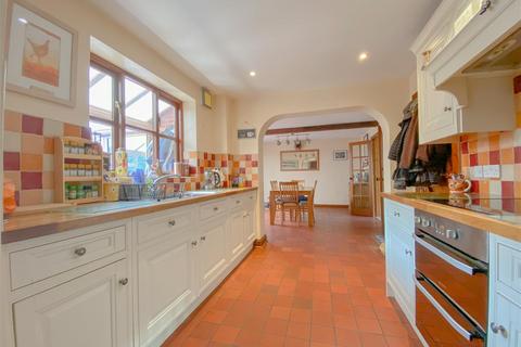 4 bedroom detached house for sale, Railway Terrace, Aston-On-Clun, Craven Arms