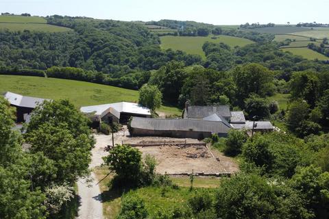 4 bedroom property with land for sale - Near South Molton