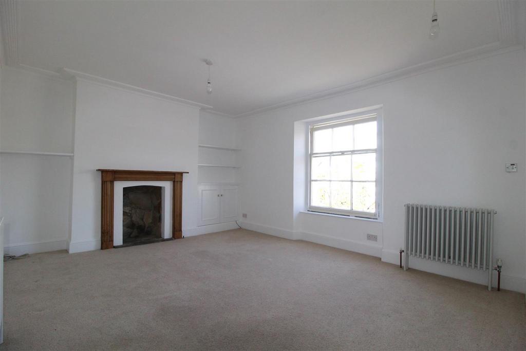 Waterside House, Totnes 1 bed apartment to rent £795 pcm (£183 pw)