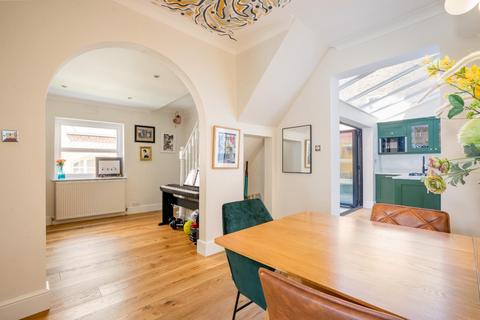 5 bedroom townhouse for sale - Smales Street, Bishophill, York