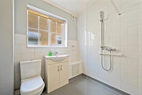 68 Reedsfield Road, Ashford, TW15 2HE
