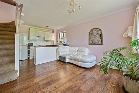 68 Reedsfield Road, Ashford, TW15 2HE