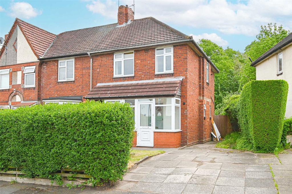 Mansion Crescent, Smethwick, West Midlands, B67 3 bed end of terrace