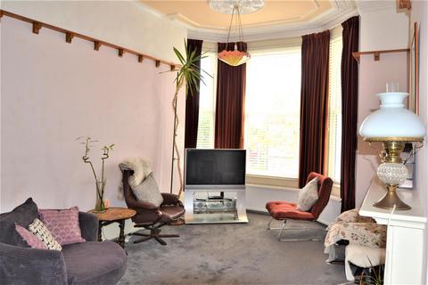 2 bedroom flat for sale, 43 Enys Road, Eastbourne