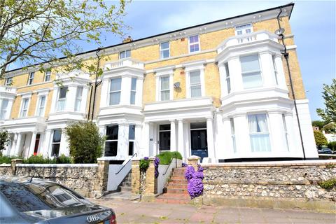 2 bedroom flat for sale, 43 Enys Road, Eastbourne