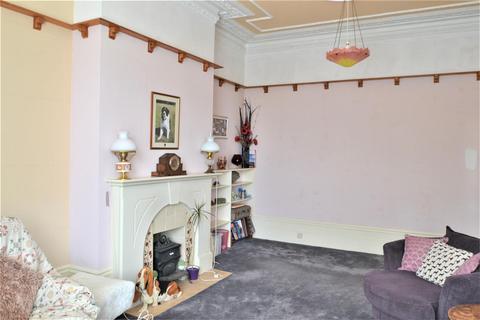 2 bedroom flat for sale, 43 Enys Road, Eastbourne