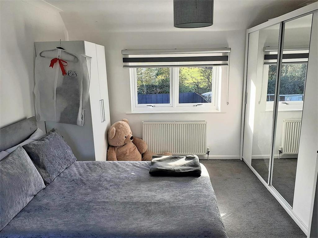 BED1 3 (2).jpg