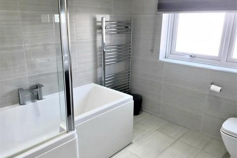 70 Parkfields, Roydon, Harlow, CM19 5JB