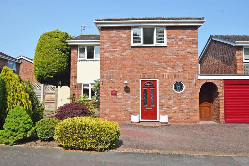 Westwood Drive, Shrewsbury 4 bed detached house for sale £425,000