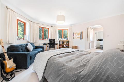 Little Birches Coronation Road, Ascot, SL5 9LQ