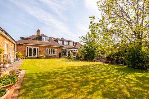 6 bedroom detached house for sale, Lowton Road, Lytham St. Annes, FY8