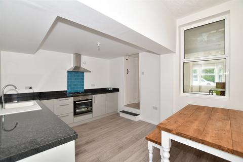 11 Beresford Road, Northfleet, Gravesend, DA11 9JU