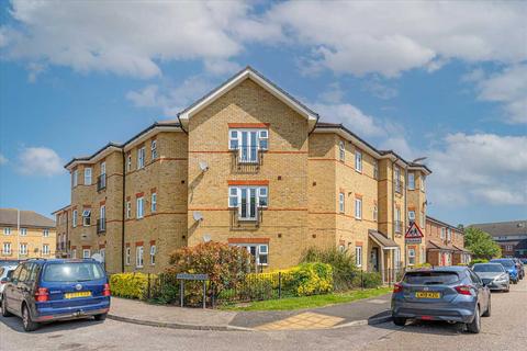 2 bedroom apartment for sale - Bickleigh Court, 30 Paignton Close, Romford