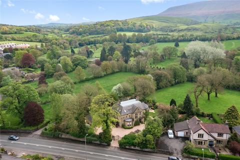 5 bedroom detached house for sale - Crow Trees Brow, Chatburn, Clitheroe, Lancashire, BB7