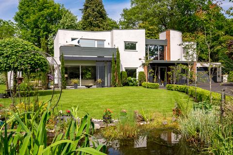 5 bedroom detached house for sale, Broad Lane, Hale, WA15