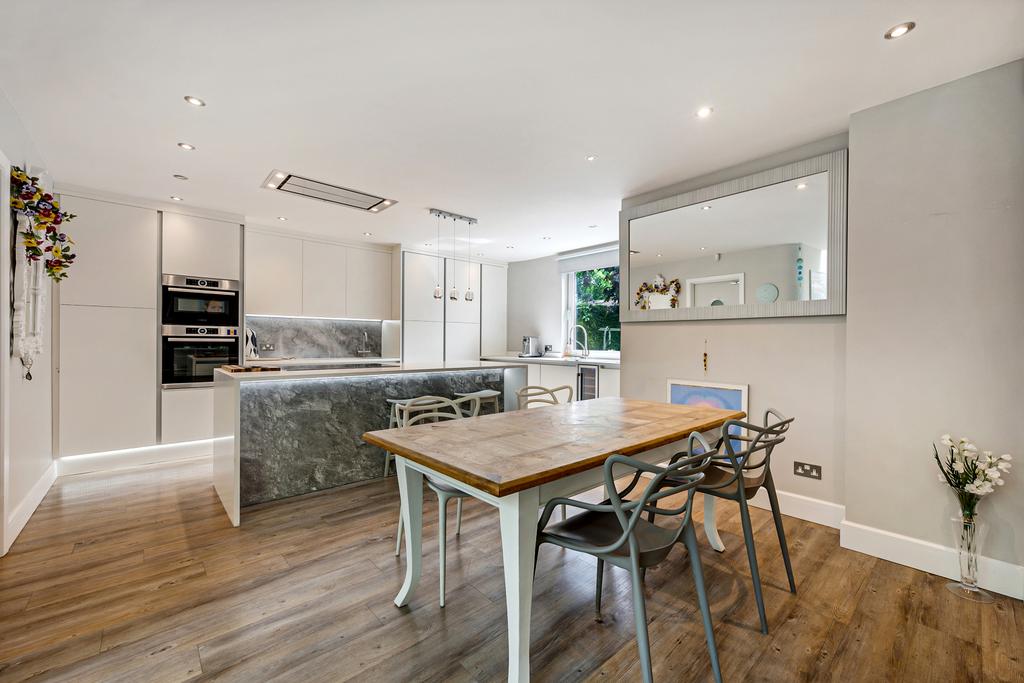 Breakfast Kitchen