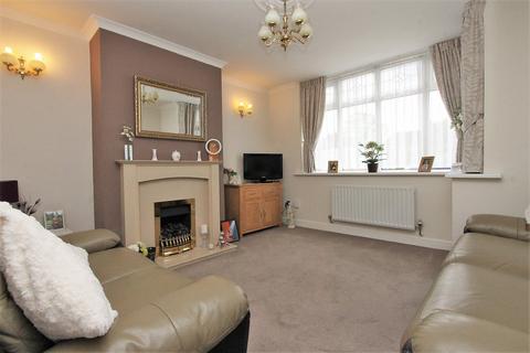 1 Beachcroft Road, Kingswinford, DY6 0HJ