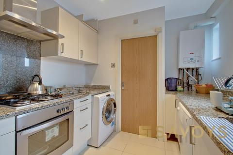 2 bedroom flat for sale, Sunnyside, Childs Hill,NW2