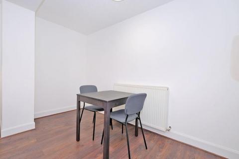 1 bedroom flat to rent, Crown Street, City Centre, Aberdeen, AB11