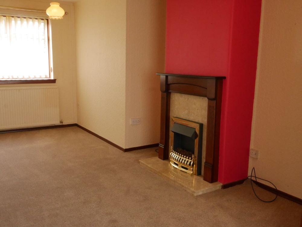 30 Wallamhill Road, Locharbriggs, Dumfries, DG1 1 U