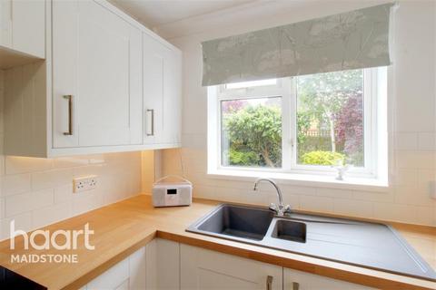 5 bedroom detached house to rent - Bearsted, ME14