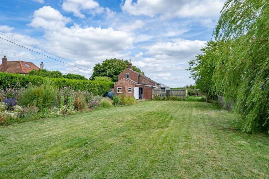 Black Jack Road, Swineshead 3 bed detached house for sale £369,950