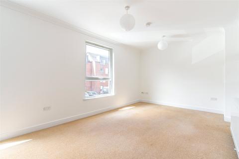 14/3 Ferry Gait Crescent, Edinburgh, EH4 4GR