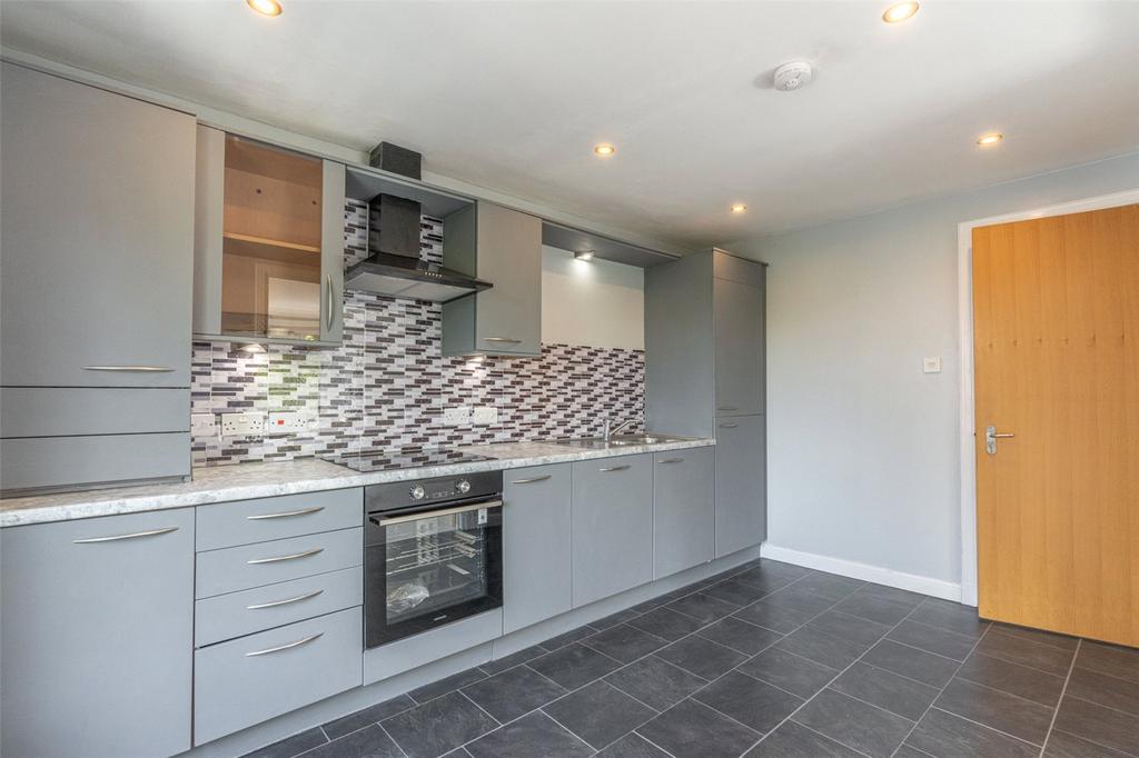 Dining Kitchen Alt
